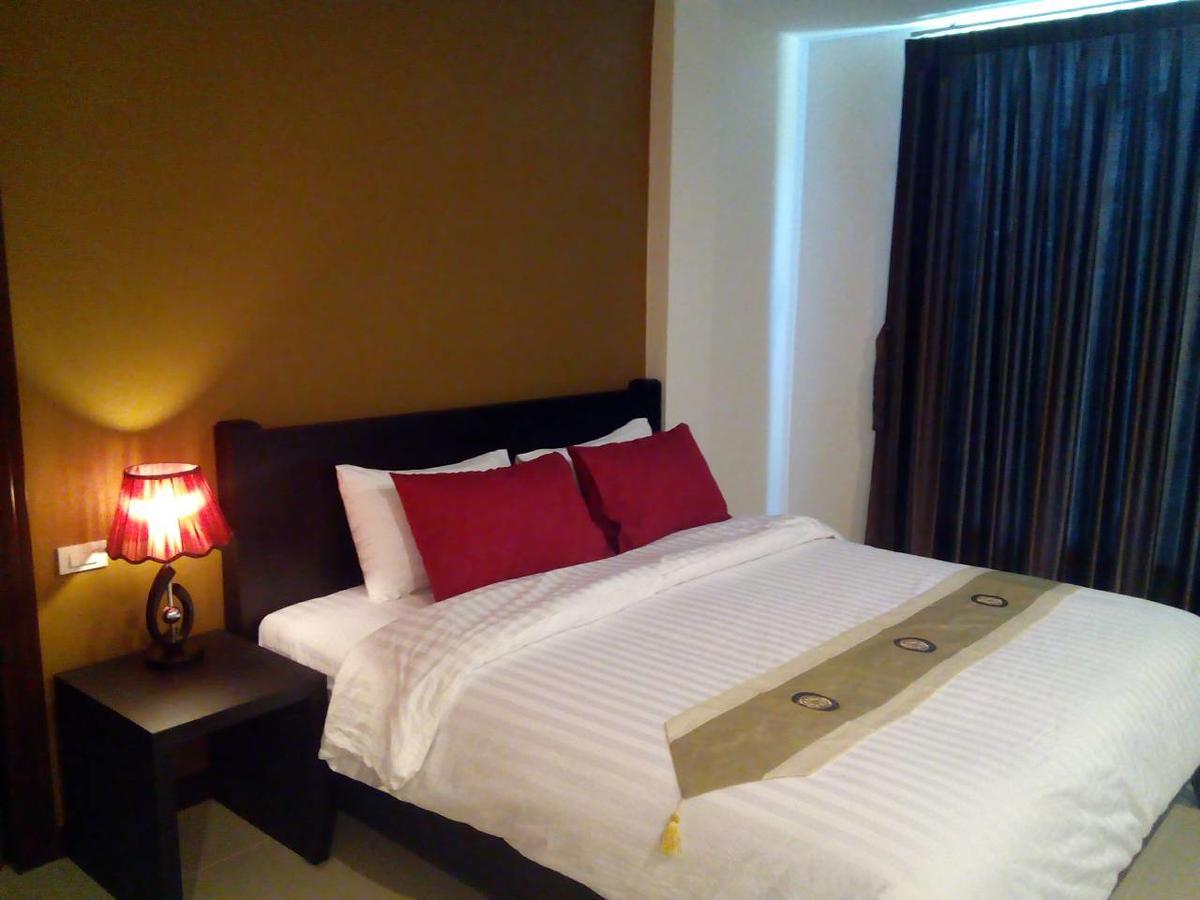 One Fu Hotel Surin Luaran gambar