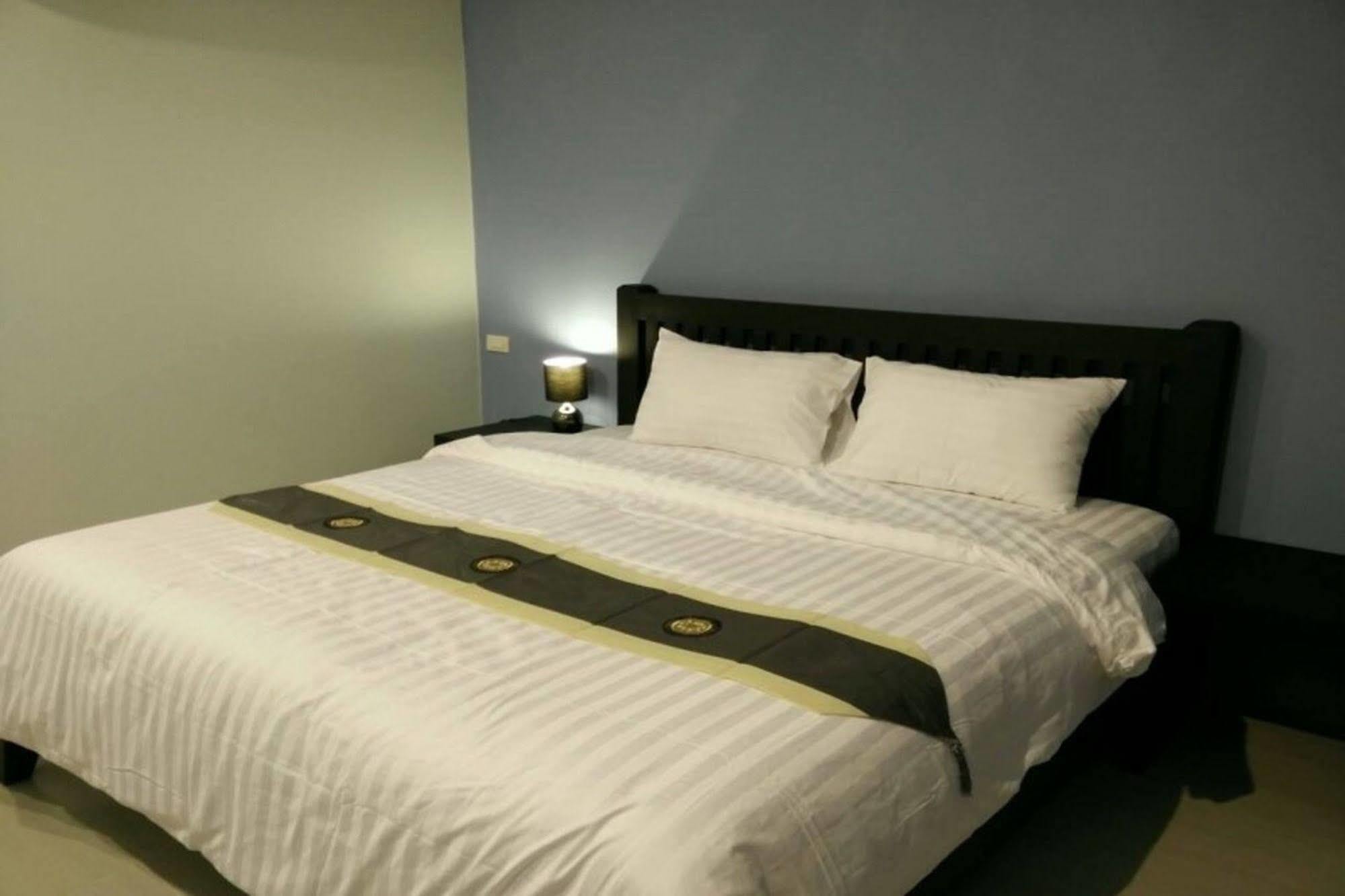 One Fu Hotel Surin Luaran gambar